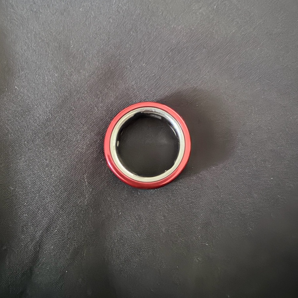 Oura Ring 4 - Silver - Picture 4 of 5